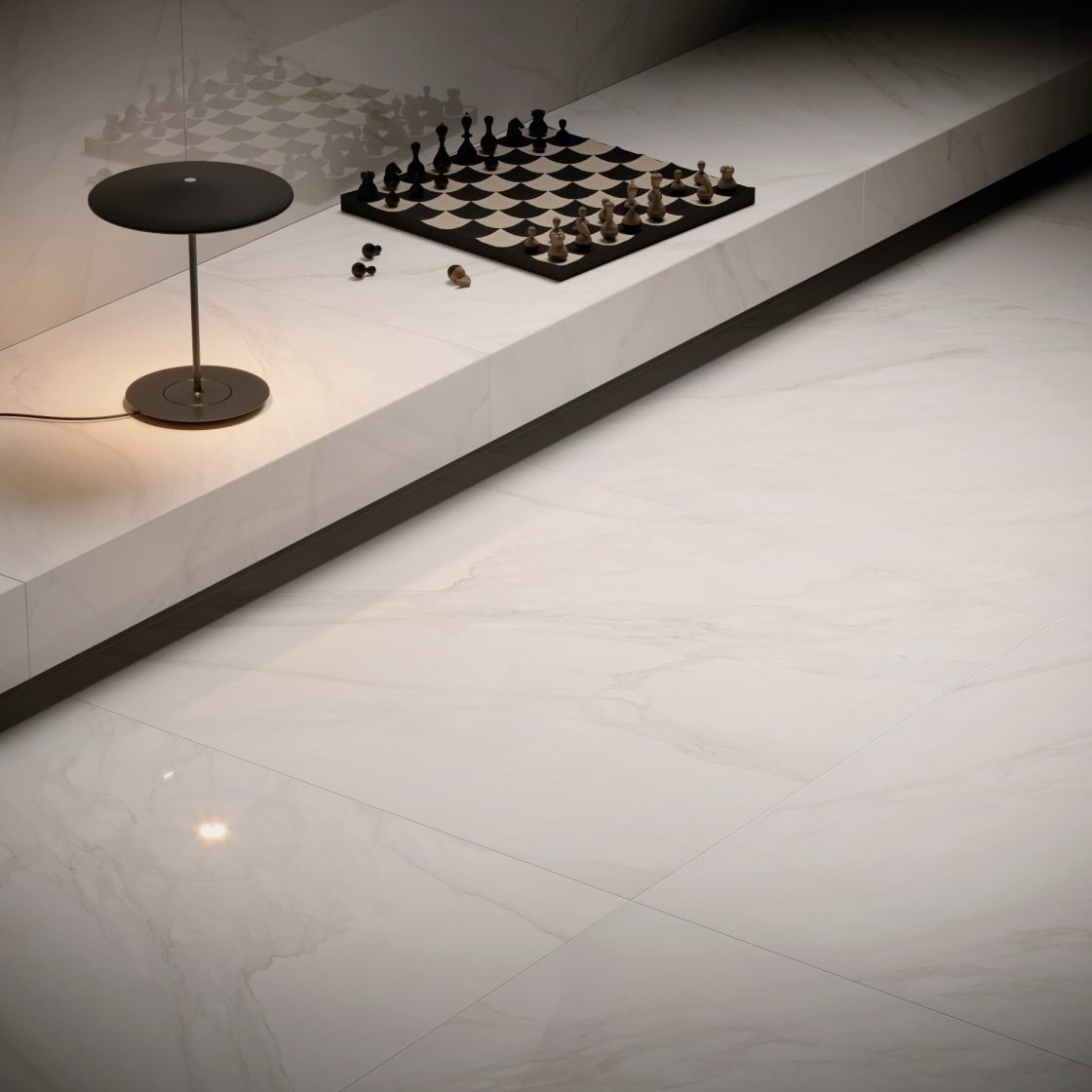 Piso de porcelanato claro em ambiente de estar